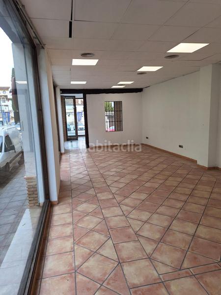 Foto fd9d5396-c418-483a-887f-4b8f2b5b6f38. Lloguer local comercial a La Zubia Ciudad Zubia (La)