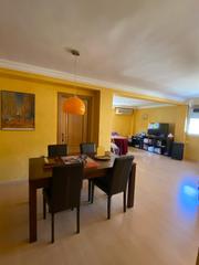 Location Appartement  Calle calle santander. Piso en alquiler junto palacio de los deportes