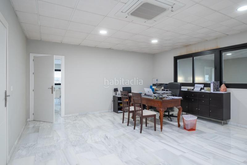 Foto 407874fd-483e-4969-9ef5-9990699f6d01. Bâtiment à usage industriel dans Centro - Sagrario Granada