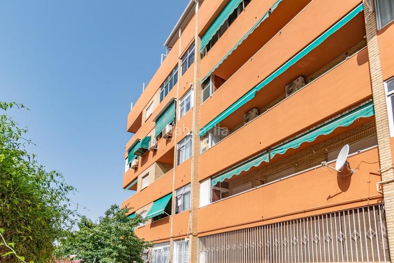 Foto 97505be9-0717-47c6-baa5-76f4cafd2630. Piso  con plaza de garaje junto al carrefour en Granada