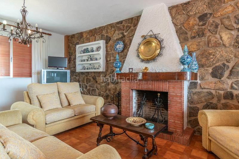 Foto 174dc88c-297f-4095-8d7e-26002d2678bd. Chalet preciosa casa con piscina privada en urbanización molino alto en Huétor de Santillán