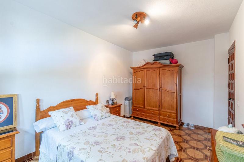 Foto 8daf3db4-7bd4-492a-af85-bad950e74937. Chalet preciosa casa con piscina privada en urbanización molino alto en Huétor de Santillán