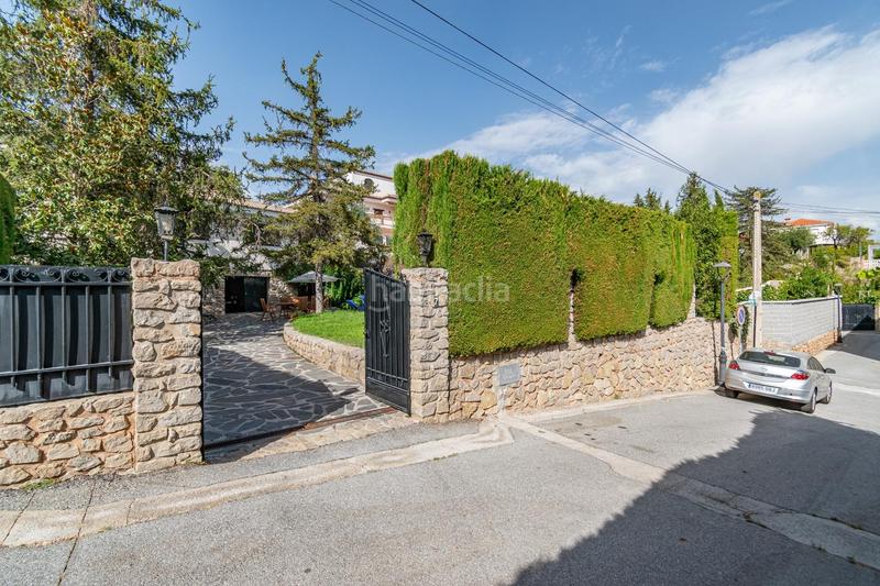 Foto 8f064b05-8733-4b6d-8c46-6e3d4882e5fa. Chalet preciosa casa con piscina privada en urbanización molino alto en Huétor de Santillán
