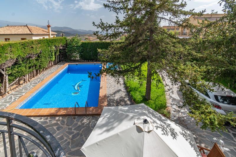 Foto ca3db79e-fd6c-4b83-812e-544dd6b24167. Chalet preciosa casa con piscina privada en urbanización molino alto en Huétor de Santillán