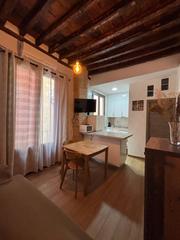 Lloguer Apartament  Calle sillería. Precioso apartamento con encanto en el centro