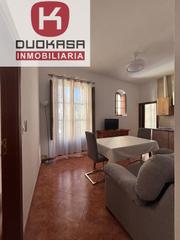 Location Appartement  Calle trinidad. Atención estudiantes piso céntrico