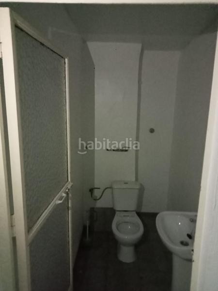 Foto a545ed18-641c-4d6e-8b10-f4c8b8370c33. Alquiler local comercial  junto a fontiveros en Granada