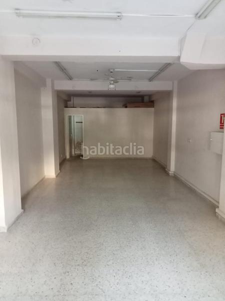 Foto b31909a6-7c40-46d0-b5f6-3dbfd6f9aac9. Alquiler local comercial  junto a fontiveros en Granada