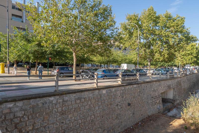 Foto eab99c12-7f51-41ef-98a7-905ed7c937ad. Local comercial  en el pts en Campus de la Salud Granada