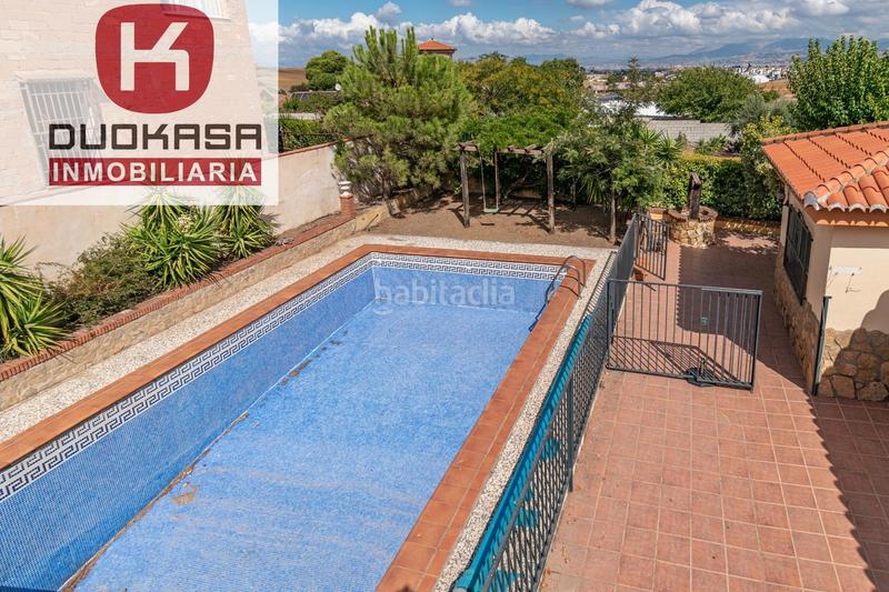 Foto 18dcd58d-eab9-43d0-90ef-ad05281d397d. Chalet avec chauffage parking piscine dans Villa de Otura