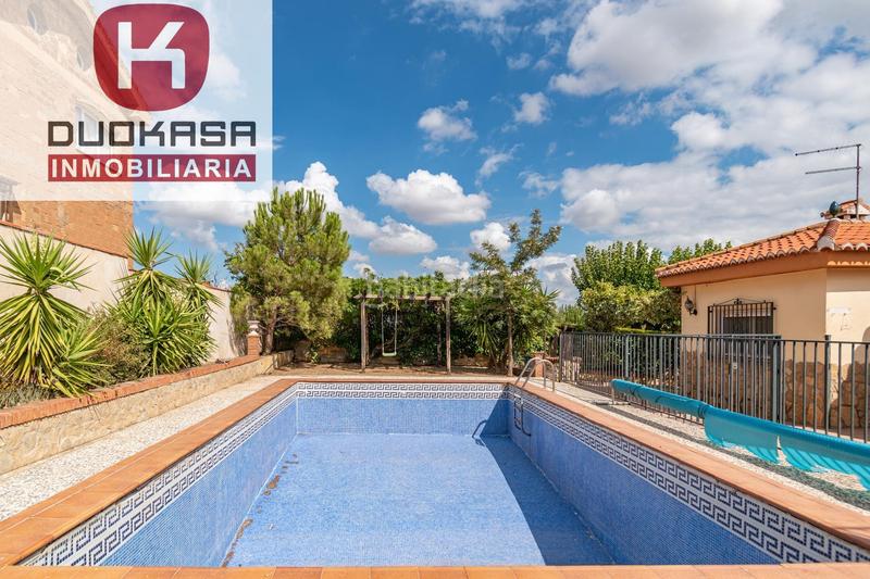 Foto d59e695e-c6c9-477b-ae22-538bfef65b99. Chalet avec chauffage parking piscine dans Villa de Otura