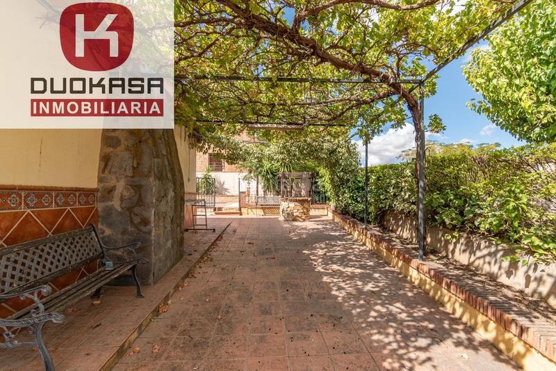 Foto e17475cf-65d8-4979-9cbb-e7deb256e0d3. Chalet avec chauffage parking piscine dans Villa de Otura