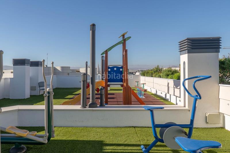 Foto 2b5f78b7-703a-4cb2-b609-d0bda87eb570. Flat with heating parking pool in Campus de la Salud Armilla