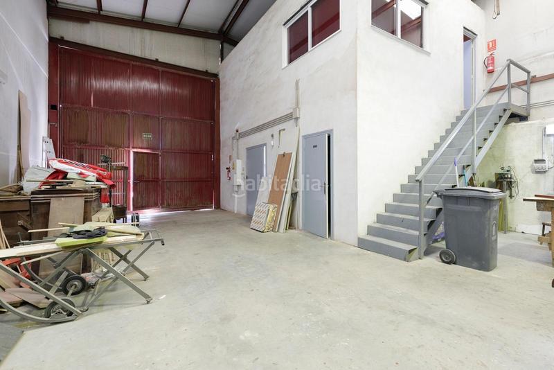 Foto 5491bd37-295e-4fe0-87c8-aa01863b752b. Fabrikhalle in Cijuela