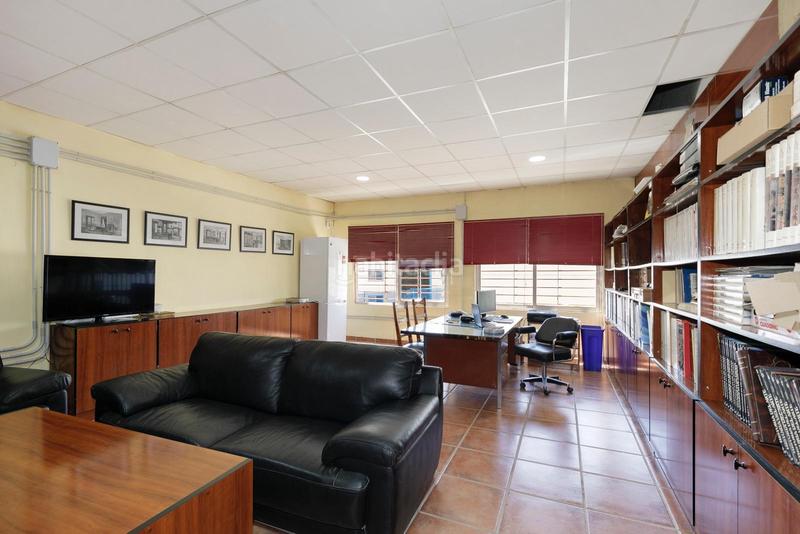 Foto 620c608d-8338-4617-baf8-d6ed32e99e87. Fabrikhalle in Cijuela