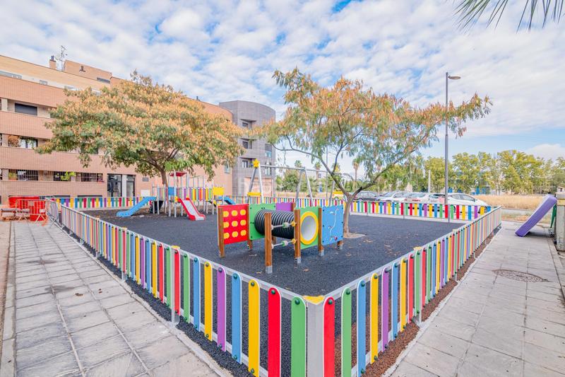 Foto 1ea08cf9-db85-4f4c-bac8-4cf243c2e5b0. Locale commerciale in calle alhambra 2 in Santa Fe