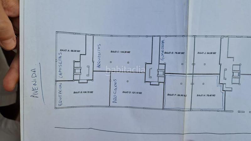 Foto 7d9aab69-6f98-421e-8be4-74c40aef0d44. Locale commerciale in calle alhambra 2 in Santa Fe