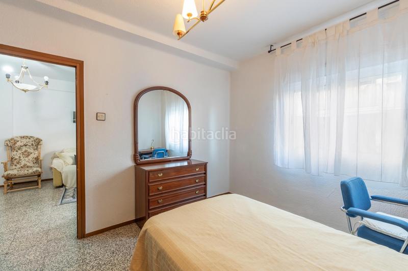 Foto a0824fe0-1557-4e01-8eec-f922f0fc5a33. Piso inversión o vivienda en el zaidin!! en Barrio de Zaidín Granada