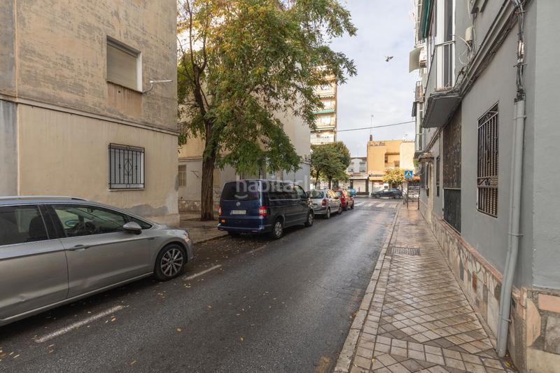 Foto cafb26e3-d465-4e6a-b768-389b8f05186f. Piso inversión o vivienda en el zaidin!! en Barrio de Zaidín Granada