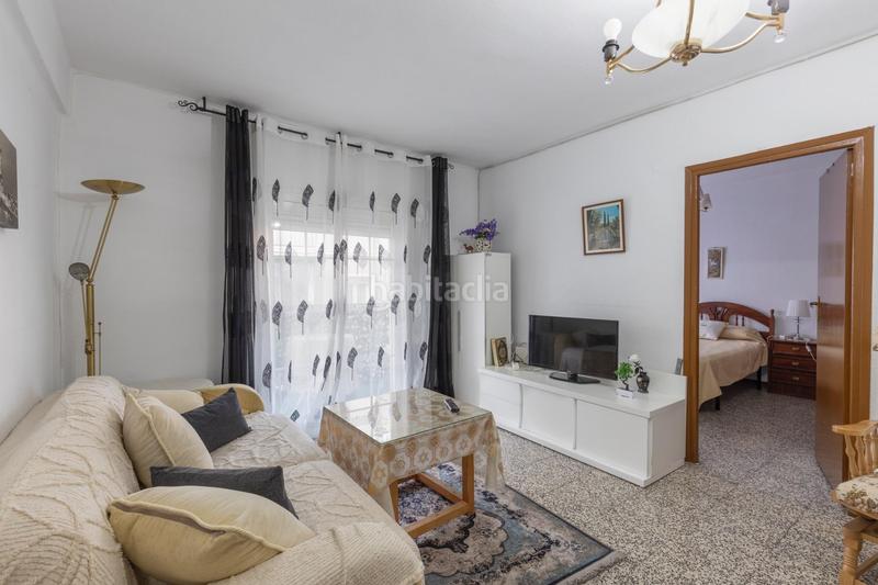 Foto ce6f5719-ba94-48d1-80ed-269d11157f2e. Piso inversión o vivienda en el zaidin!! en Barrio de Zaidín Granada