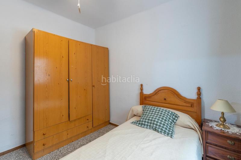 Foto d137e74b-ba2c-420f-91c9-6c46833a9fe5. Piso inversión o vivienda en el zaidin!! en Barrio de Zaidín Granada