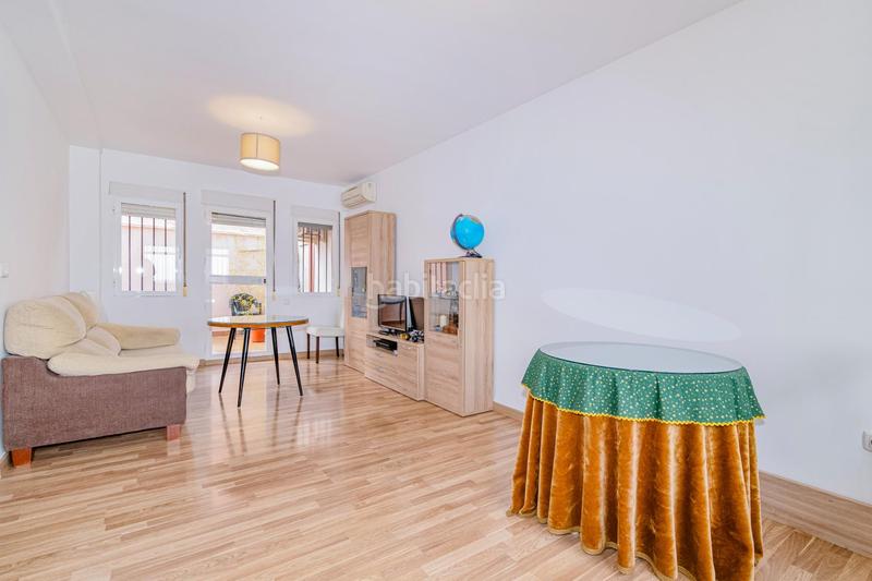 Foto 552d4999-c57c-4690-b728-172b08a52bce. Casa adossada amb aparcament a Güevéjar