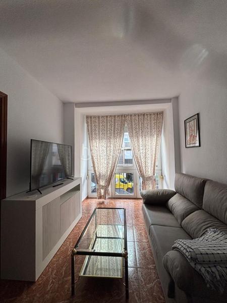 Foto 4e8c8cdd-67db-4f39-8087-c9f434e0d612. Alquiler piso  en Camino de Ronda, junto recogidas en Granada