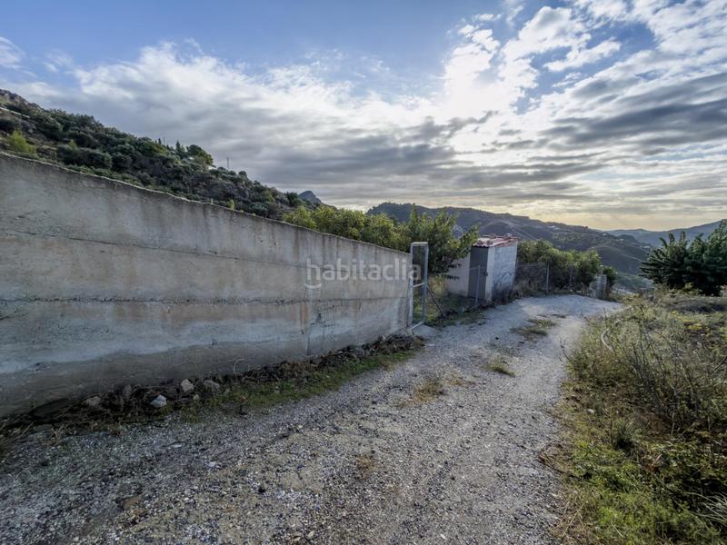 Foto f24c9deb-21f0-4935-a790-7fa15d635479. Mas dans calle diseminados dans Guájares (Los)