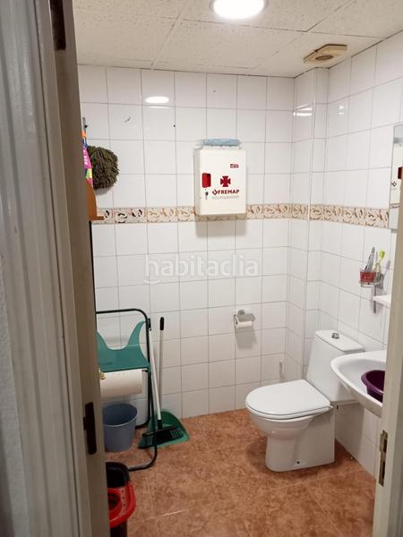 Foto fa43cd83-a191-4fc7-9e25-dea56b3acdd6. Alquiler local comercial se alquila local comercial en calle felix rodriguez de la fuente en Granada