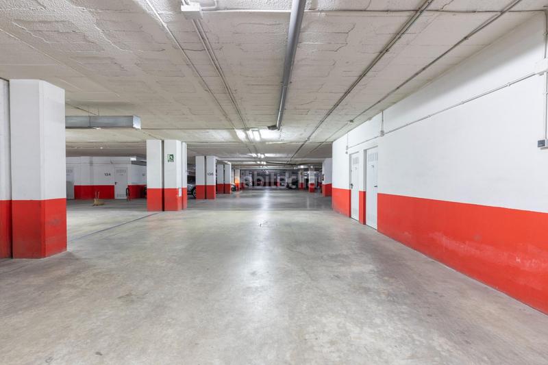 Foto 343ba9ee-f691-42ed-a50a-ce38a9f94025. Autoparkplatz in pasaje de la ciencia 1 in San Antón Armilla