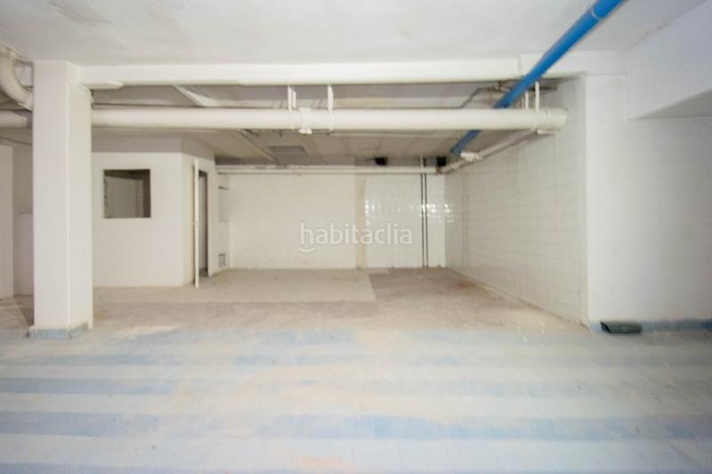 Foto f5ae783f-b3ca-45f0-bbfc-3343c58f2e40. Business premise in Centro - Sagrario Granada