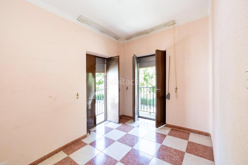 Foto 9f3914b3-b7c5-4271-b8b2-1298e577d29f. Casa adosada en Rosaleda - Juventud Granada