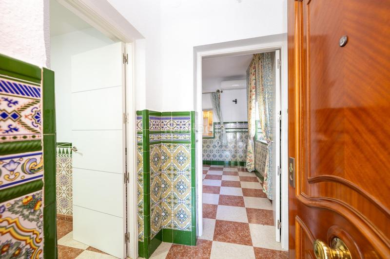 Foto b4767048-935b-4d65-8a2a-5b58b74c8e71. Casa adosada en Rosaleda - Juventud Granada