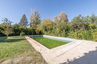 Chalet  Calle de ortega y gasset. Casa independiente de una planta