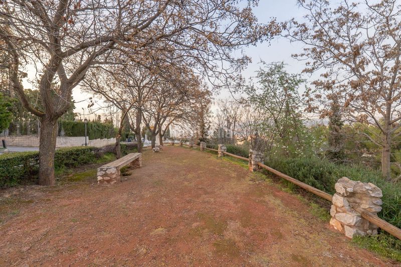 Foto 0996afe5-ab1b-4a5d-aed7-650bcb628679. Casa amb aparcament a Gójar