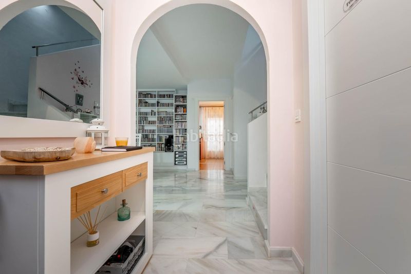 Foto 0e91663b-dd66-40b0-b9f8-4838377df2a3. Casa amb aparcament a Gójar