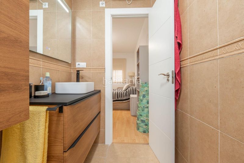 Foto 8cc728b7-2965-46bb-944d-480f2ff93c59. Casa amb aparcament a Gójar