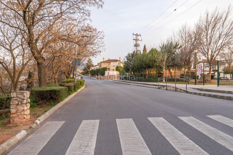 Foto bae9adc8-e85f-461d-9273-cf4891710bdb. Casa amb aparcament a Gójar