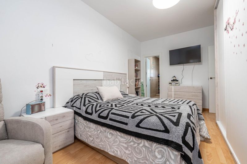 Foto d25a9839-7c88-4eb2-bc10-2cb9ef025d6f. Casa amb aparcament a Gójar