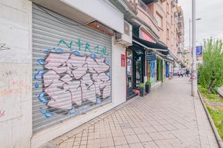 Local Comercial a Avenida Avenida Madrid