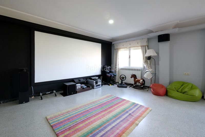 Foto 7525f184-0194-4d09-8f61-2fd03df6b7b2. Masia amb aparcament piscina a Padul