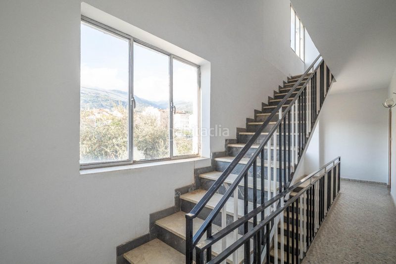 Foto 36d542fa-23d1-4f0e-89a1-966c63a55721. Edificio in calle calle lora tamayo 11-13 in Órgiva