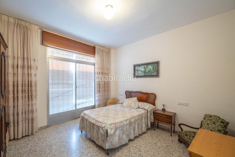 Foto 43a27db5-e143-41ba-9be9-7ee3e971e56e. Edificio in calle calle lora tamayo 11-13 in Órgiva