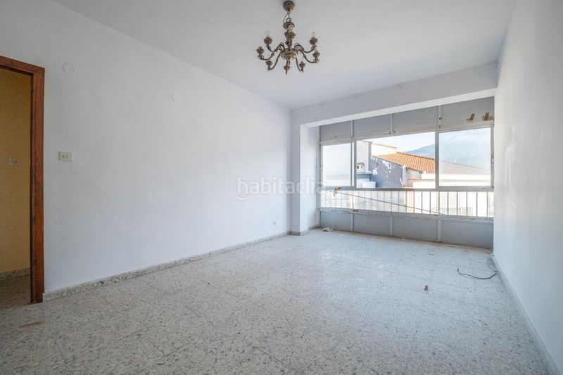 Foto 7b995e2f-9505-42f1-9064-2bcc317d0ce9. Edificio in calle calle lora tamayo 11-13 in Órgiva