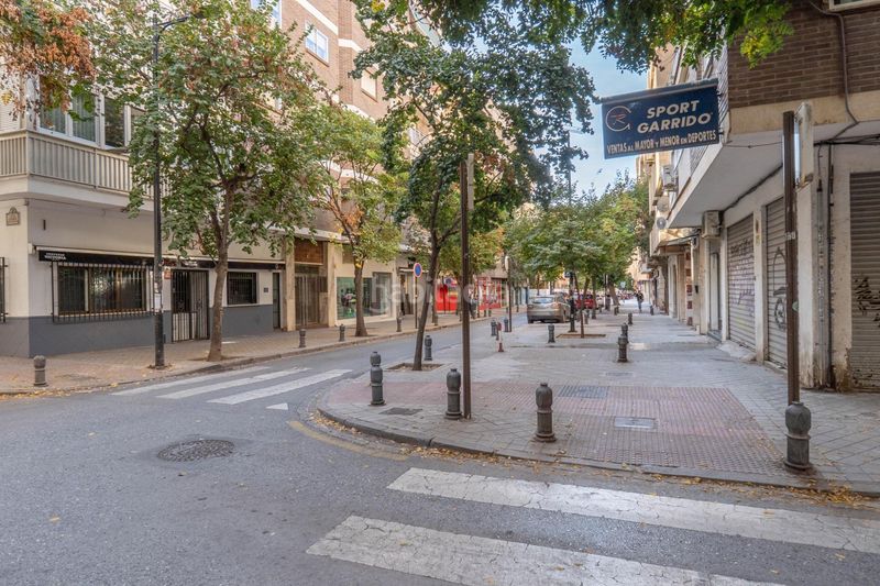 Foto b57c9b02-1c49-4e4c-89ec-a6ad1dbc9023. Piso quieres vivir en el centro con todas las comodidades? en Granada
