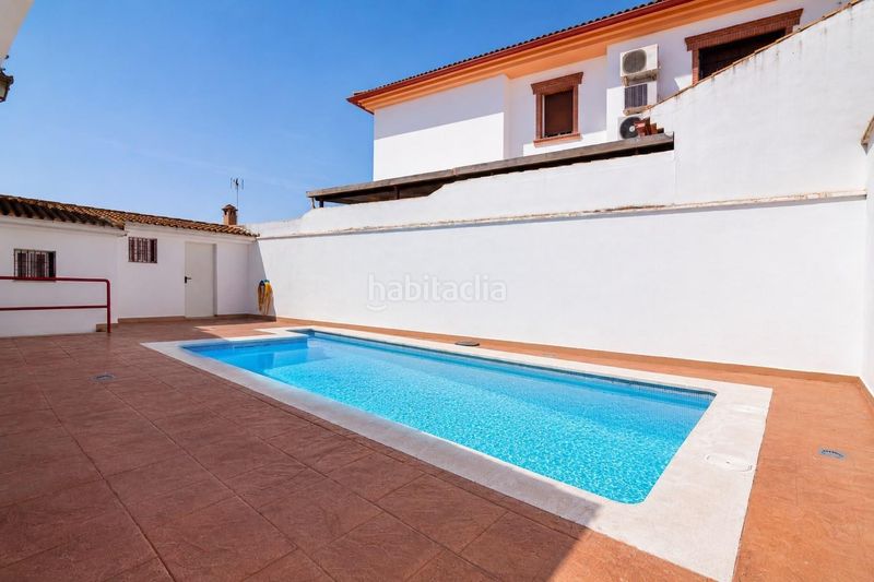Foto d77eaa81-45d1-4279-9a0f-21a58de87ee8. Xalet amb aparcament piscina a Íllora