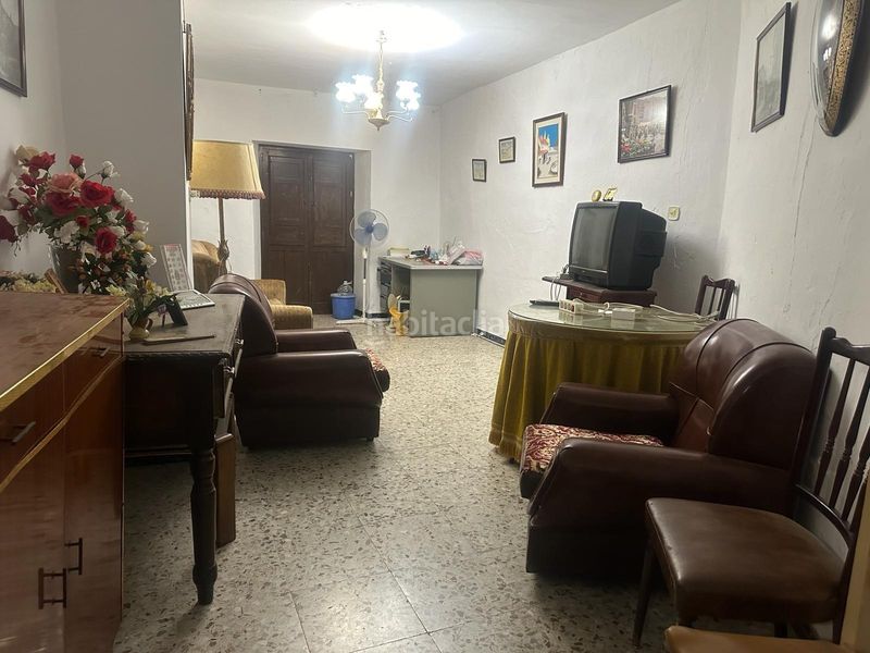 Foto eab711d3-7754-48d9-89a0-7ea00dd0de7f. Masia amb aparcament a Cádiar