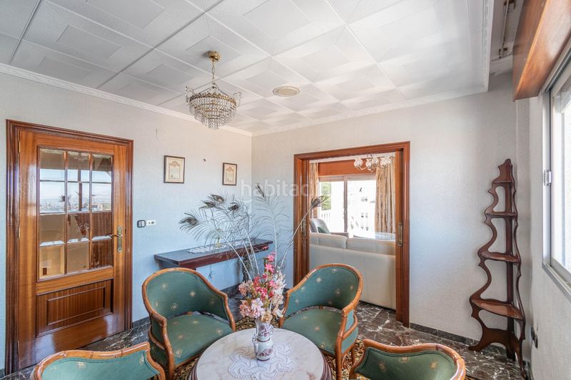 Foto e09926c5-674c-4fee-8930-1b3eb799bd1e. Casa aparellada amb aparcament a Jun