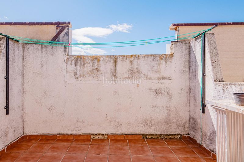 Foto b47fb47f-5e4a-46c8-aebd-da1262dbb0c7. Àtic amb calefacció aparcament piscina a Cájar
