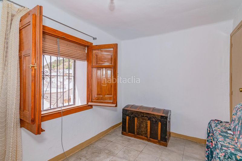 Foto 634391a6-cc96-485f-8a22-c0f991563182. Casa a Colomera